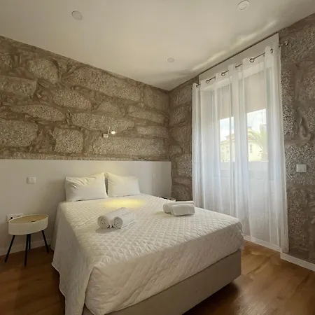 Ameixial Guest house Porto